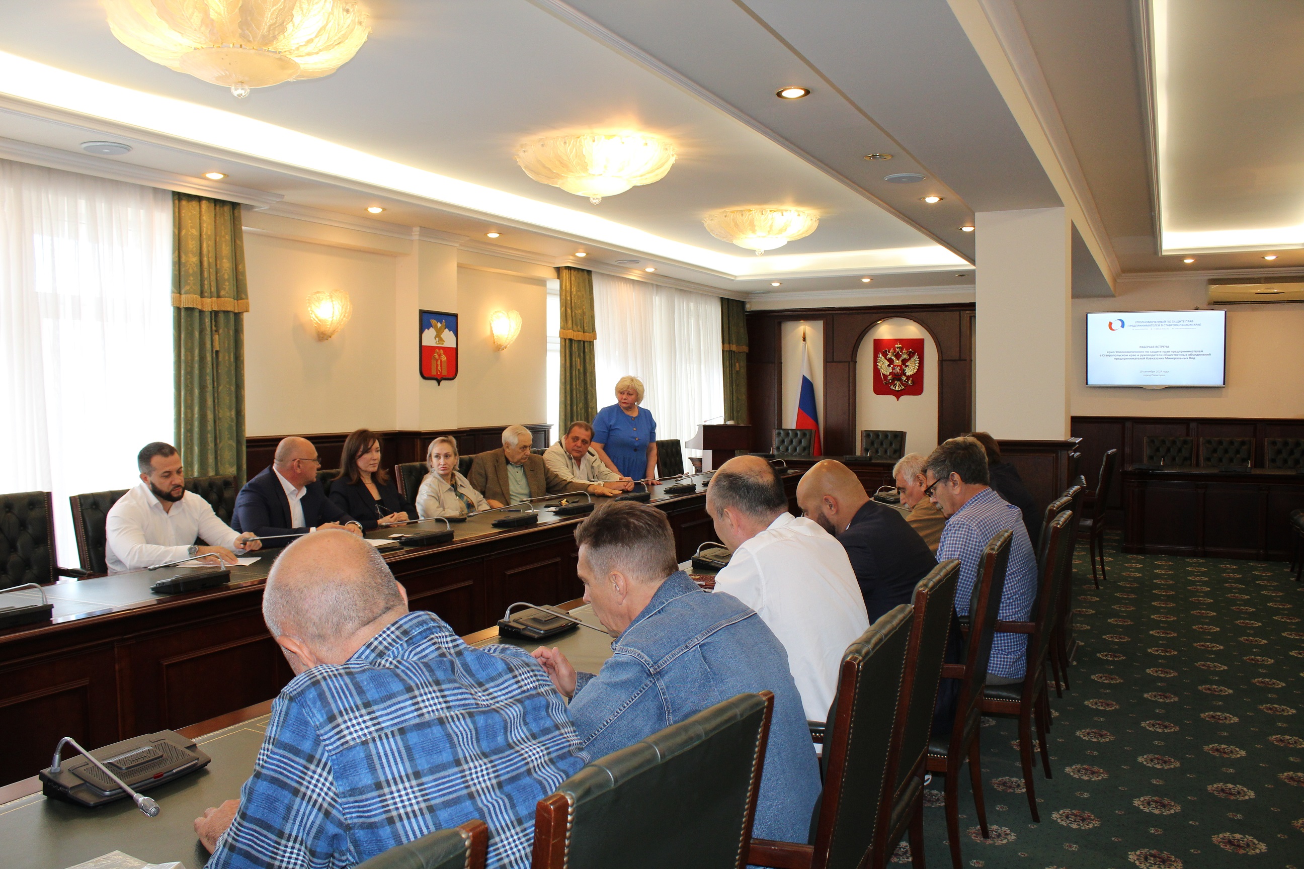 Врио бизнес-уполномоченного Ставрополья Сергей Шишов провел встречу с руководителями общественных объединений предпринимателей КМВ