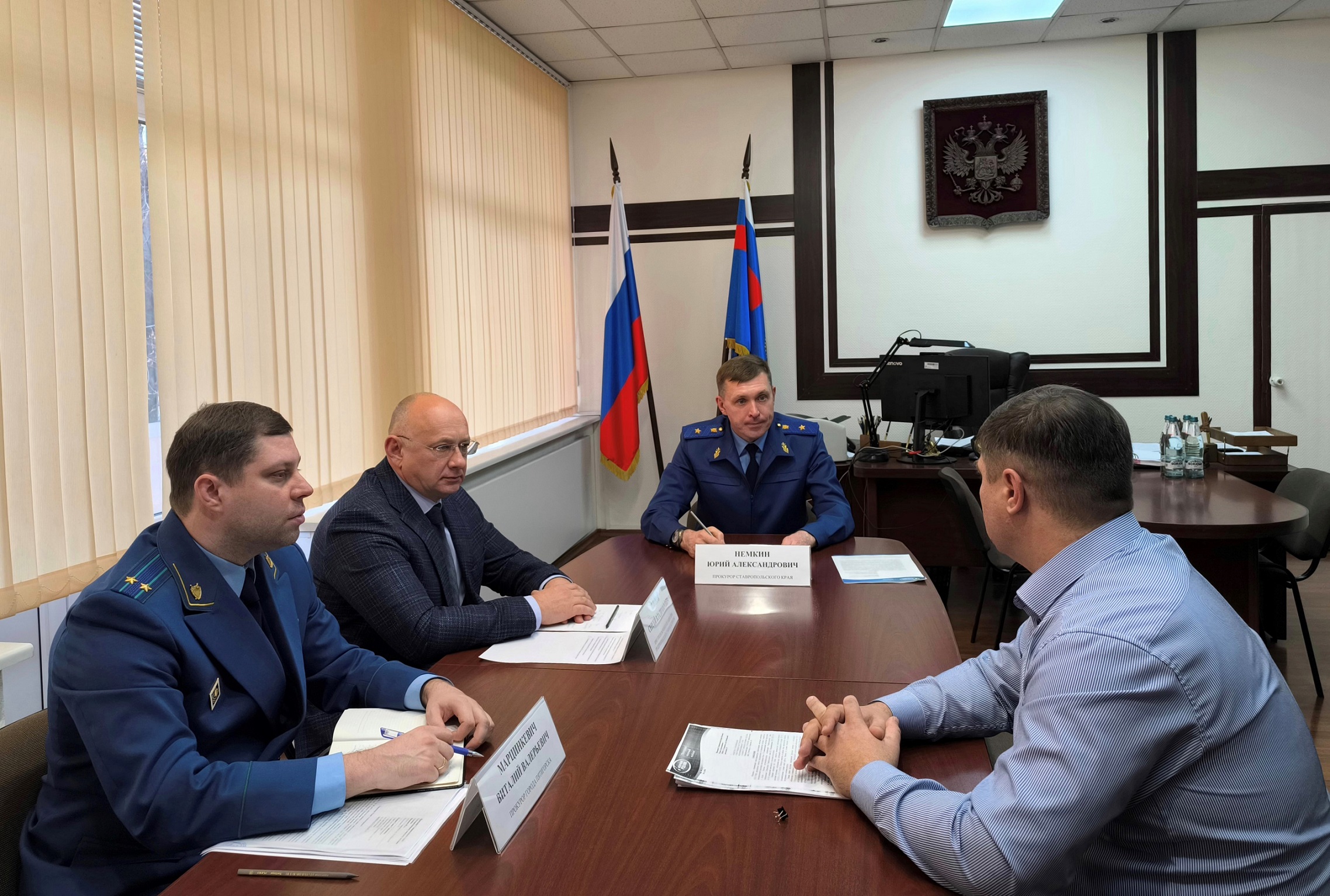 Прокурор Ставропольского края Юрий Немкин и врио Уполномоченного по защите прав предпринимателей в Ставропольском крае Сергей Шишов провели совместный  прием предпринимателей Ставропольского края