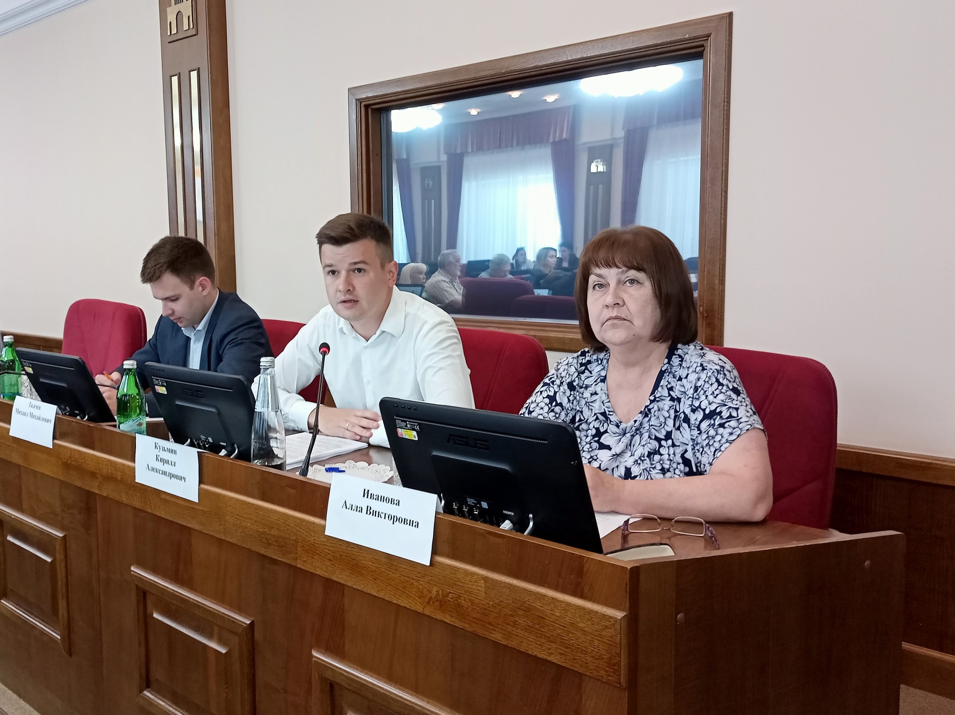 В краевой Думе заслушали итоги работы Уполномоченного по защите прав предпринимателей в Ставропольском крае за 2022 год