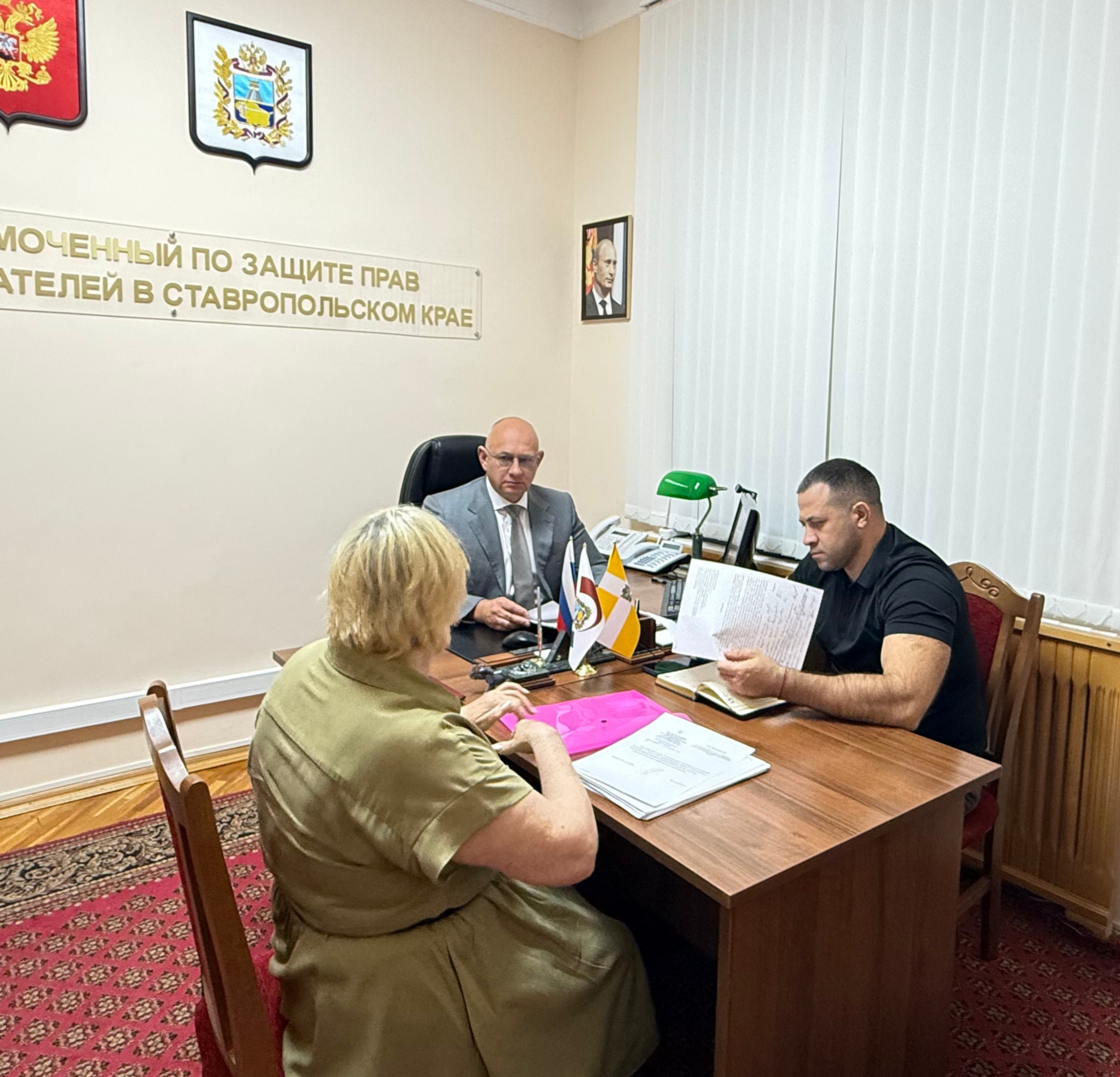Бизнес-уполномоченный Сергей Шишов провел личный прием предпринимателей
