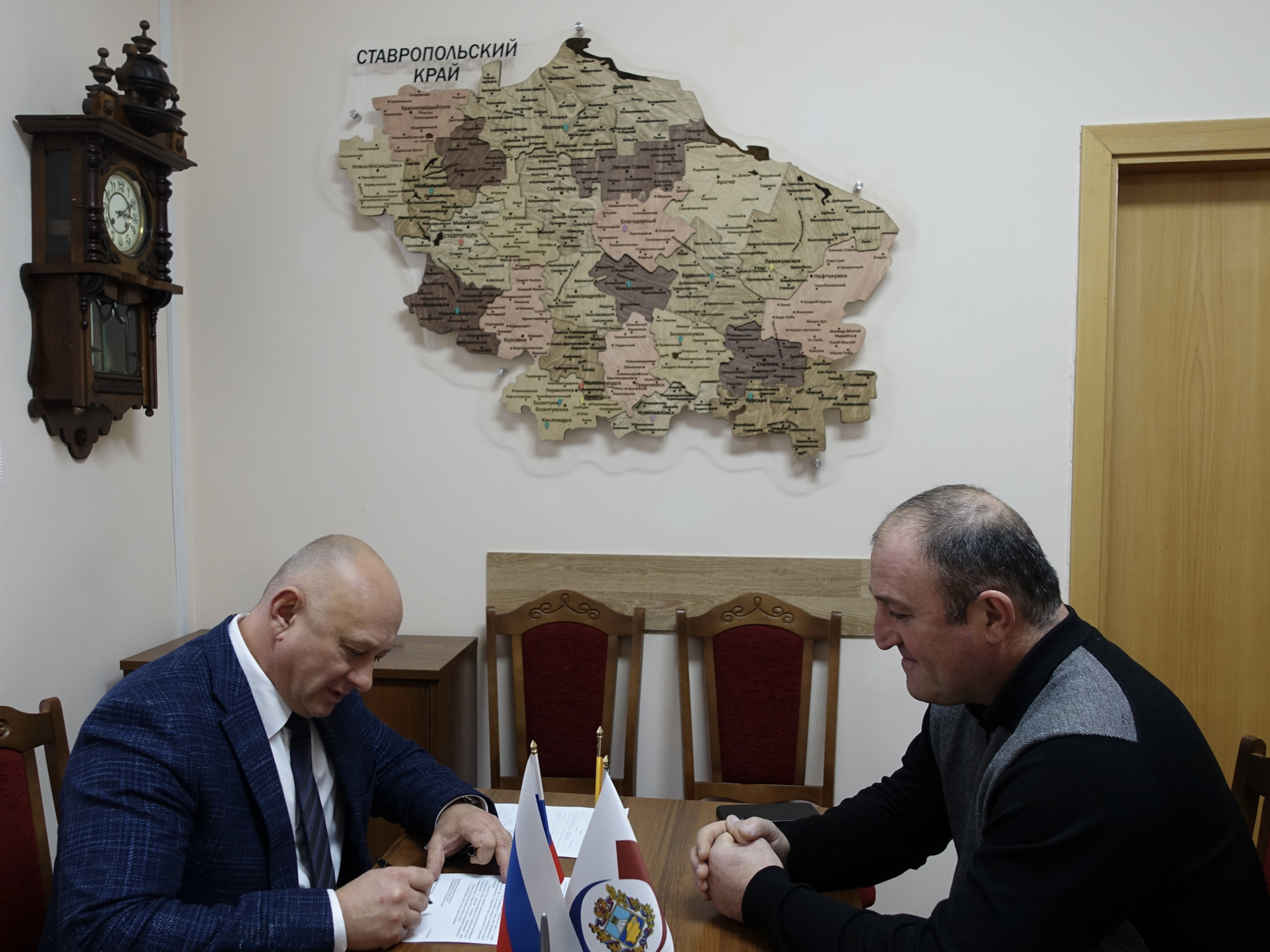 Сергей Шишов назначил общественного представителя на территории Степновского муниципального округа